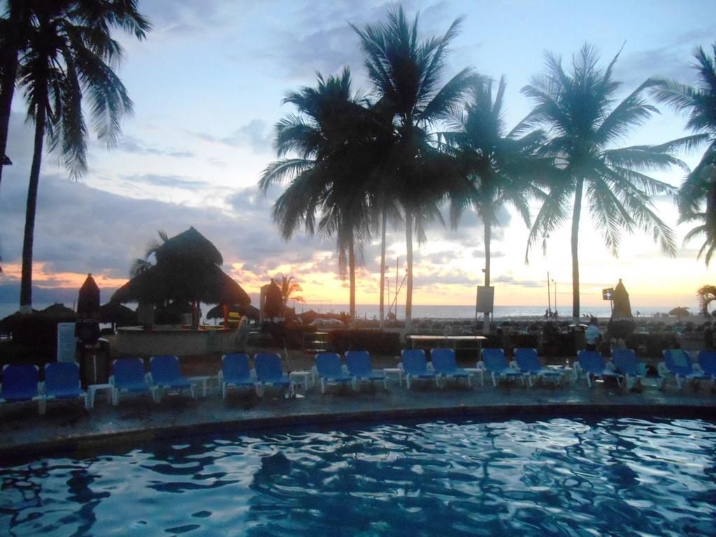 Sea River Tower Condo 132 ปูแอร์โตบาญาร์ตา ภายนอก รูปภาพ